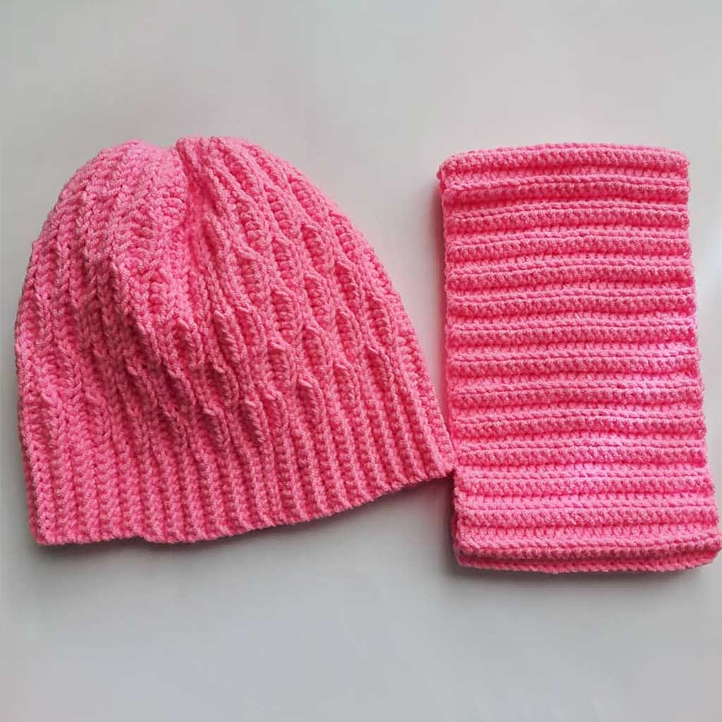 ست شال و کلاه کاموایی صورتی