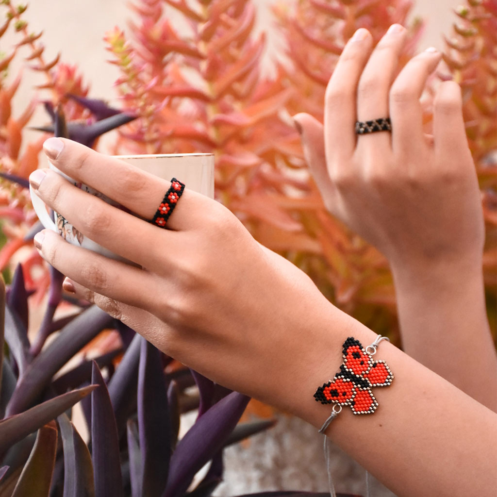ست انگشتر و دستبند گل و پروانه