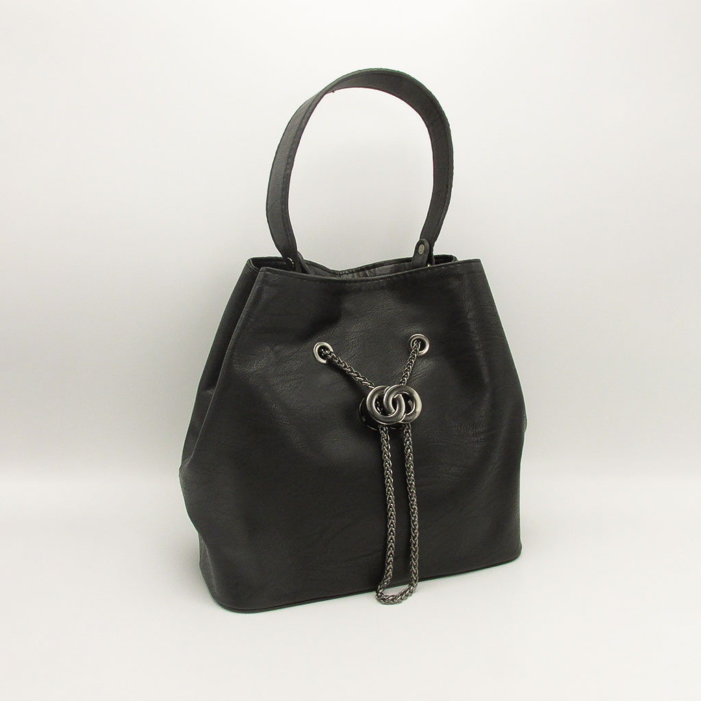 کیف زنانه قفل دار شنل مشکی متوسط