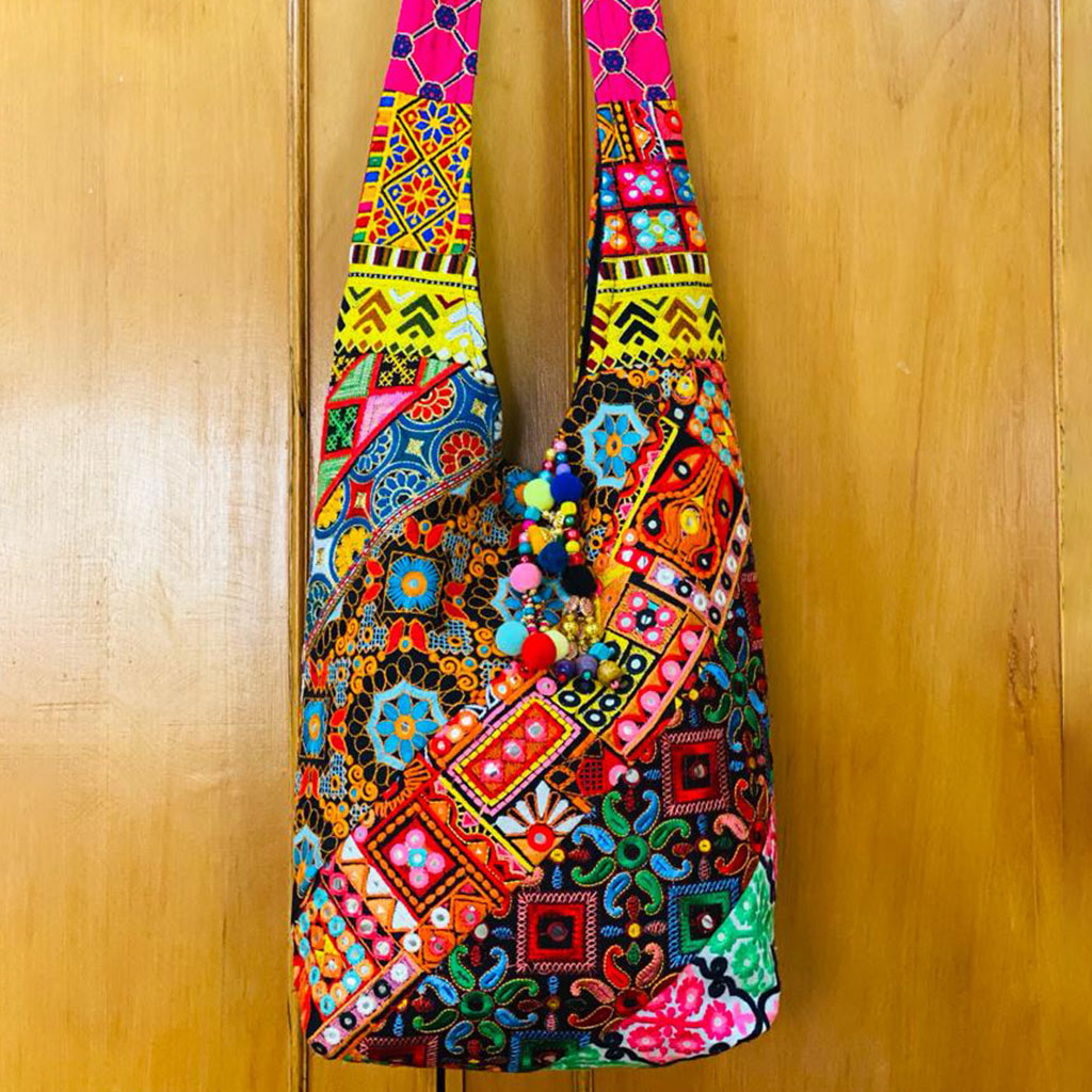کیف دستساز توبره ای چهل تیکه سوزن دوزی مدل 9