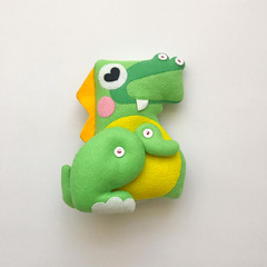 عروسک نمدی دایناسور سبز و زرد