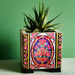 گلدان بتنی مکعب طرح کاشی 02