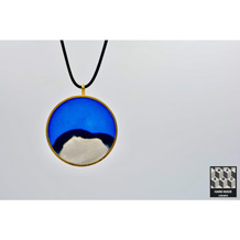 گردنبند بتن و رزین اپوکسی طرح ساحل 